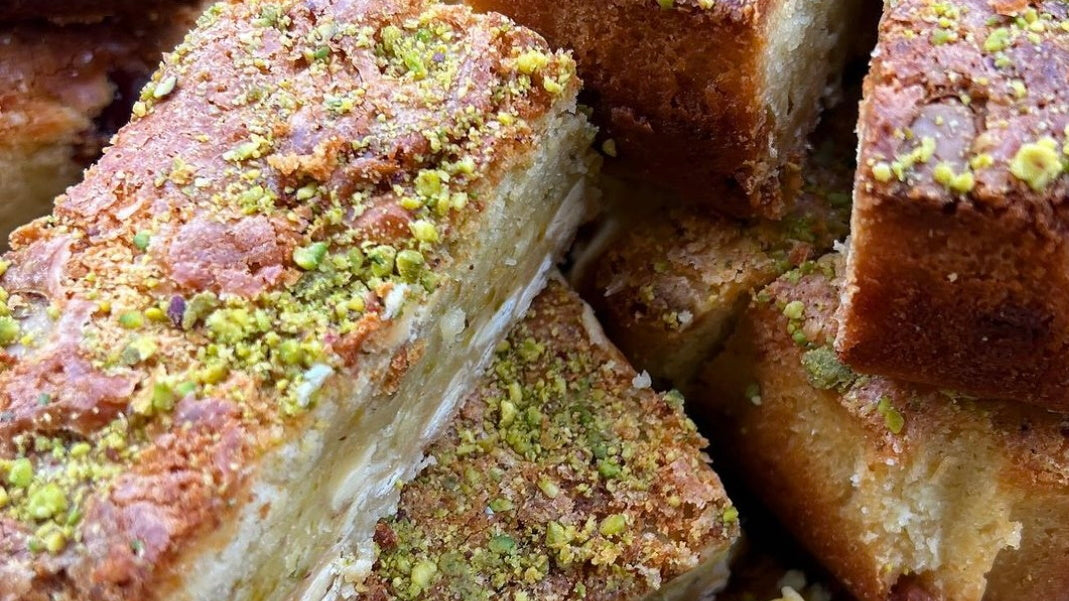 Pistachio & White Chocolate Blondie